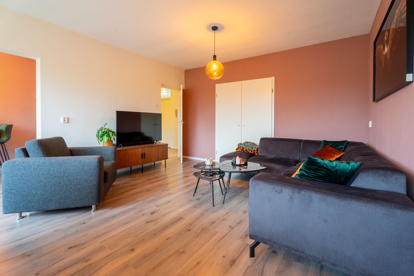 Photo 10 of Hobokenstraat 485