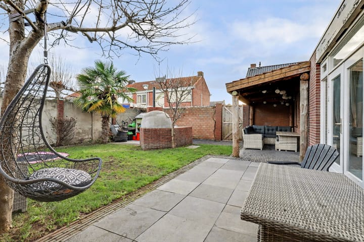 Foto 34 van Weidestraat 2