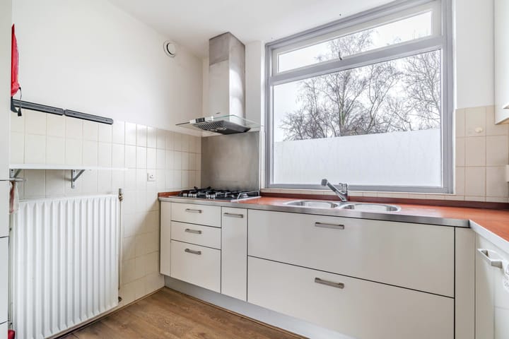 Foto 13 van Adama van Scheltemaplein 98