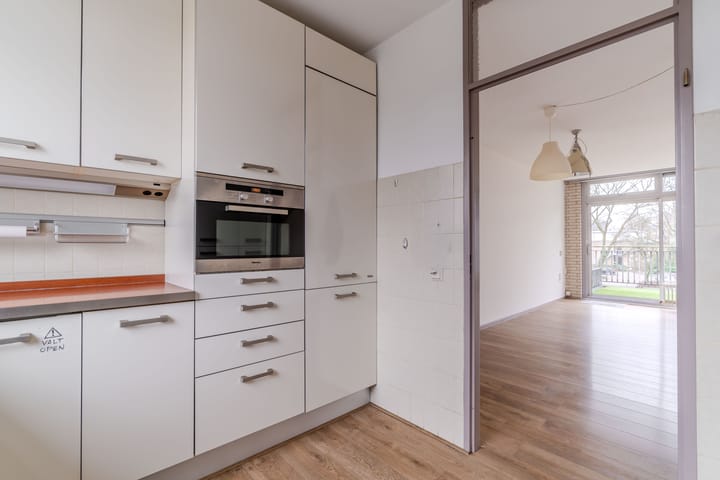 Foto 14 van Adama van Scheltemaplein 98