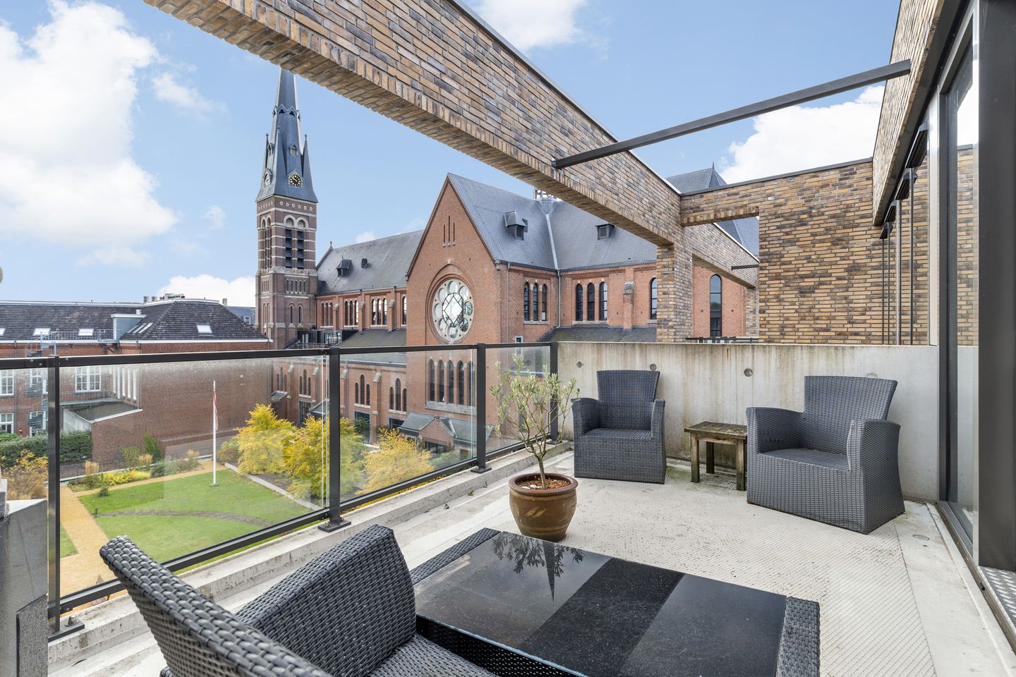 Photo 35 of Heilig Harthof 38