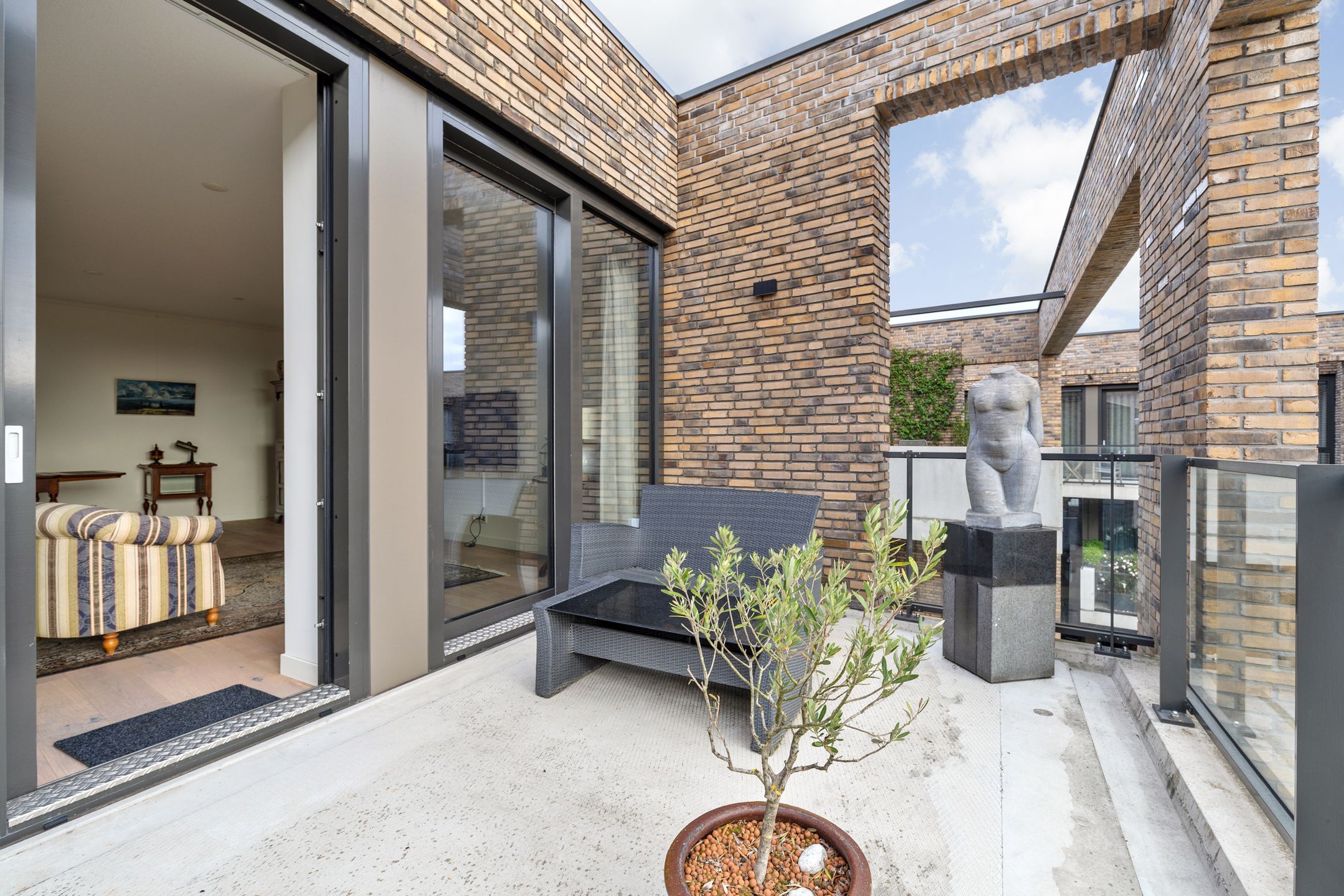 Photo 36 of Heilig Harthof 38