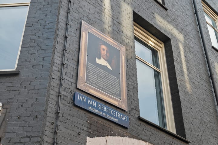 Foto 23 van Jan van Riebeekstraat 22-1