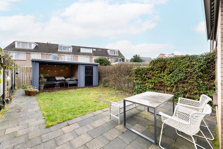 Foto 5 van Jan van Hoofkwartier 4