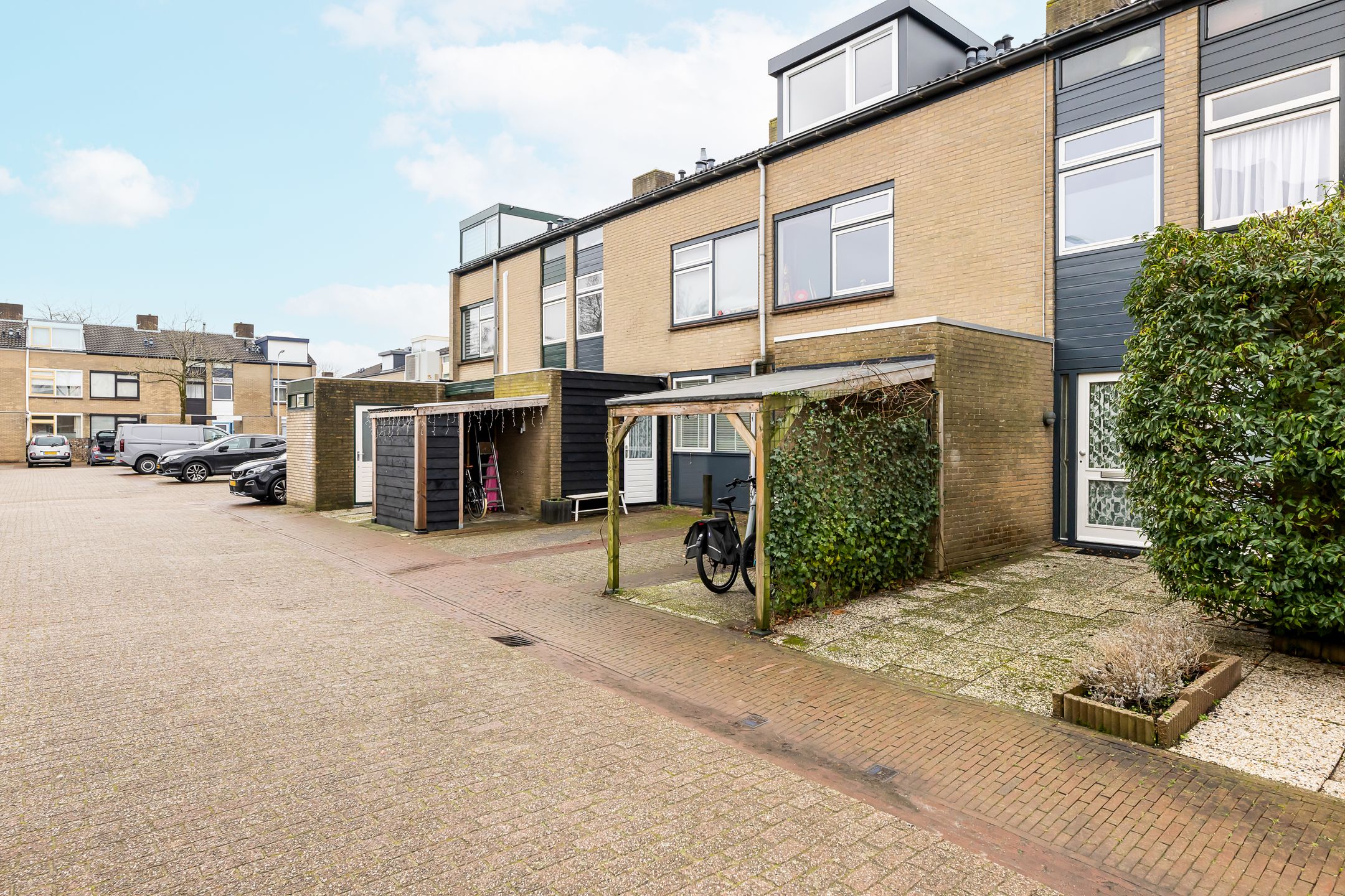 Foto 9 van Jan van Hoofkwartier 4