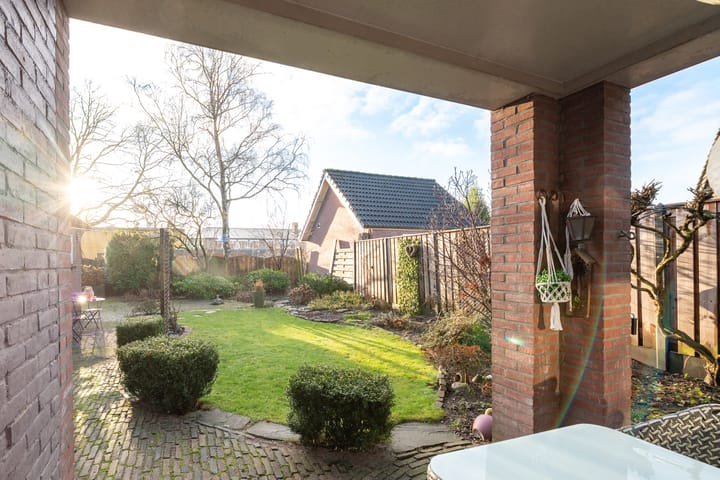 Foto 32 van 2e Johannastraat 31