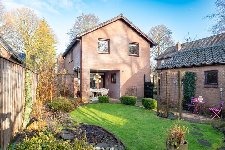 Foto 37 van 2e Johannastraat 31