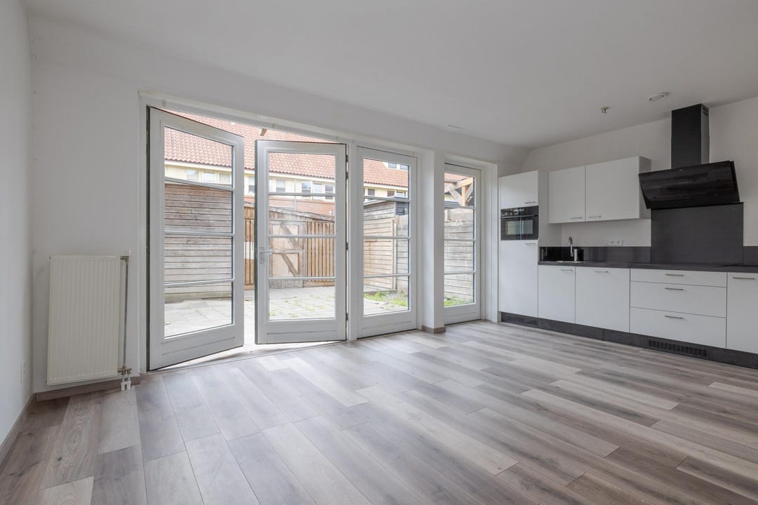 Foto 8 van Marconistraat 126