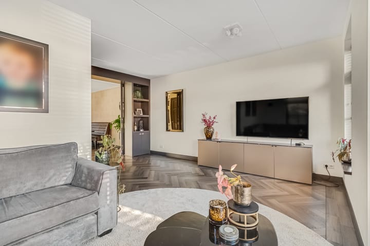 Foto 6 van Meester A Datemalaan 12