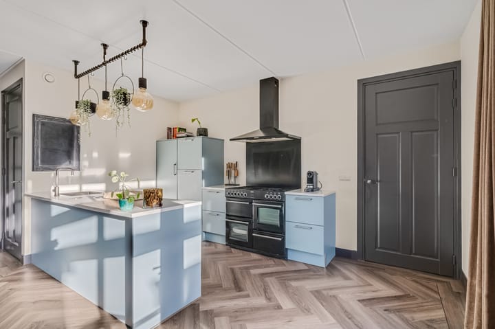 Foto 16 van Meester A Datemalaan 12