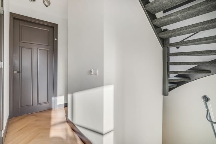 Foto 39 van Meester A Datemalaan 12