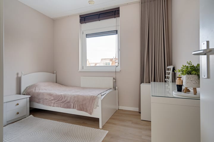 Foto 40 van Roelofsbeldstraat 6