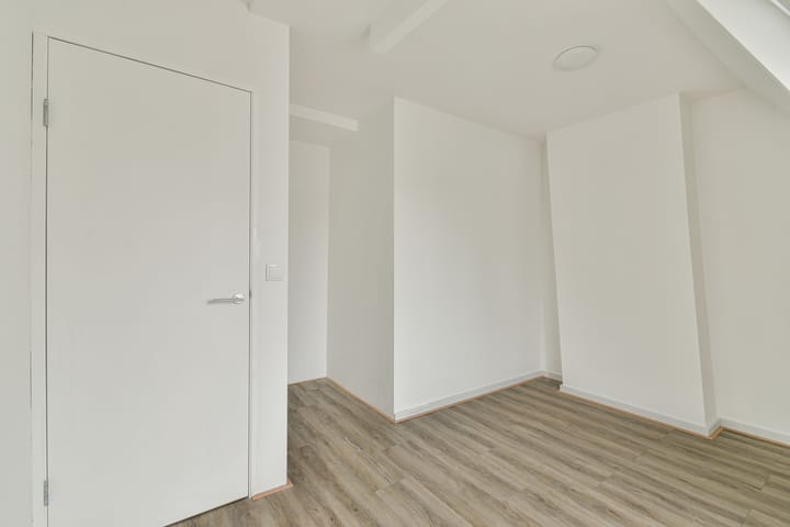 Foto 19 van Veerstraat 40-4