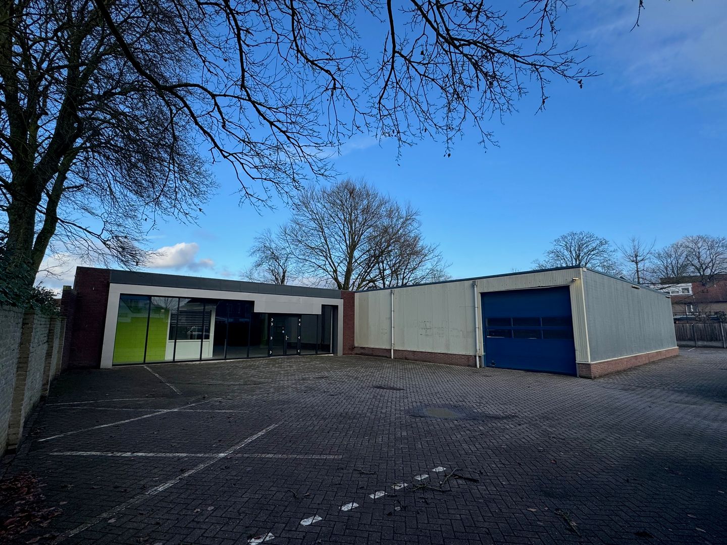 View photo 2 of Wilhelminastraat 35-B