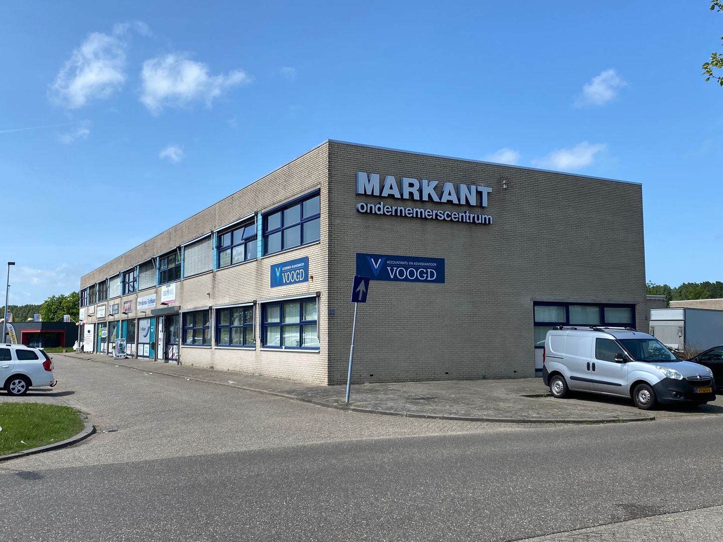 View photo 4 of Markerkant 12 1-38