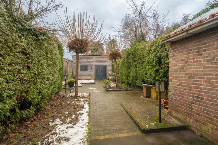 Foto 29 van Riouwstraat 53