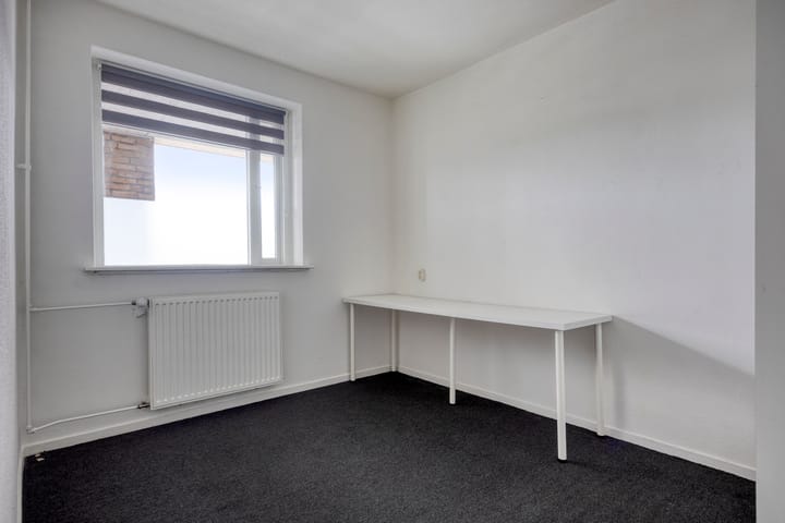 Foto 17 van Ringweg-Randenbroek 6-F