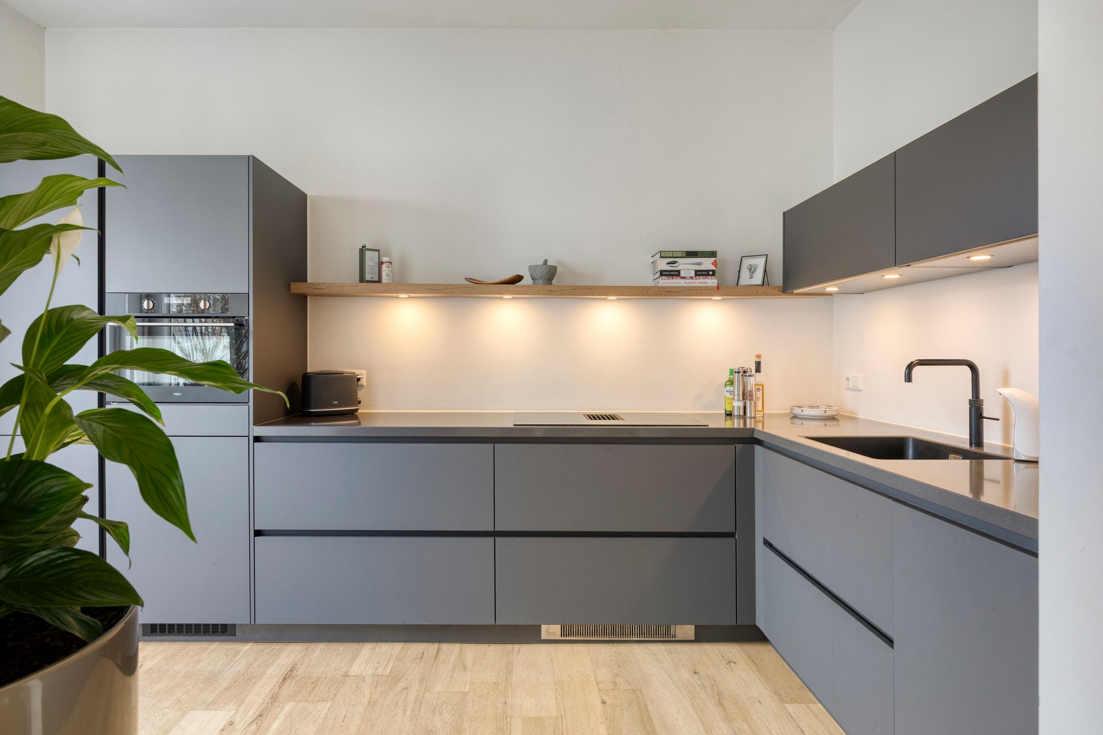 Photo 15 of St. Antonielaan 115