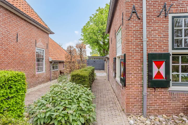 Foto 10 van Dorpsstraat 18