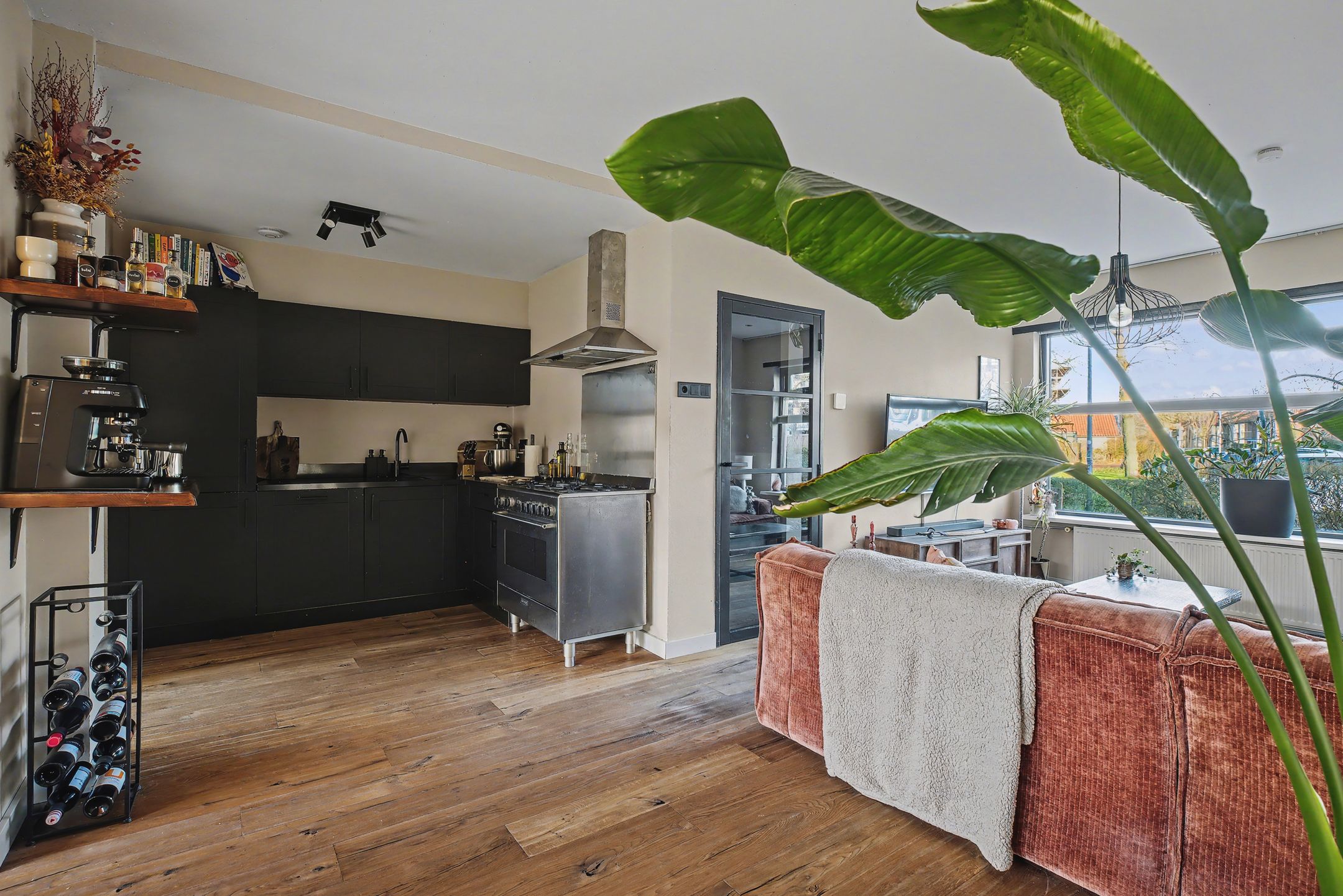 Photo 6 of Karelplantsoen 7