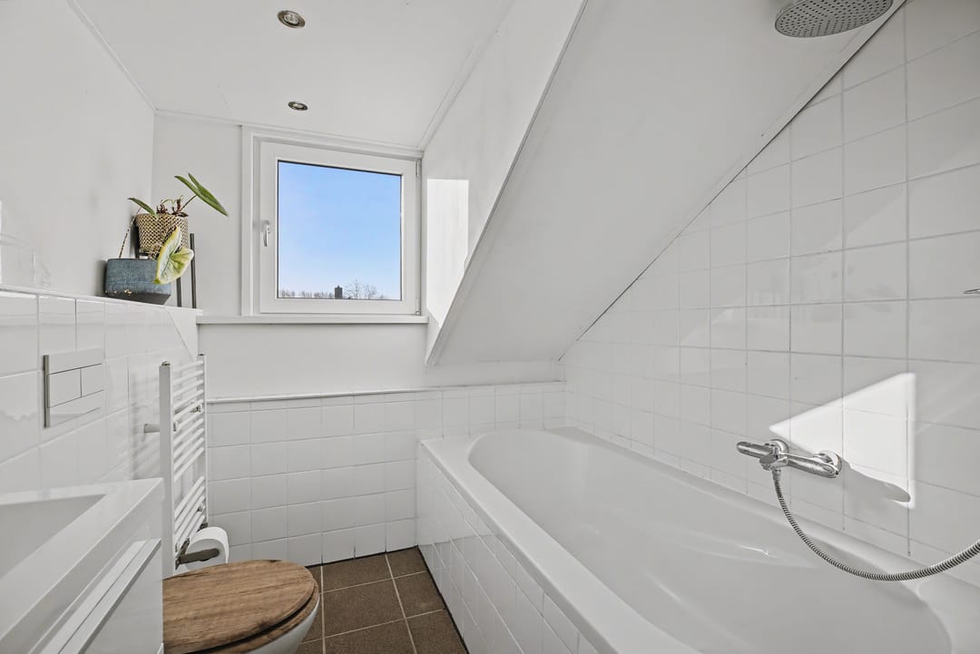 Photo 37 of Karelplantsoen 7