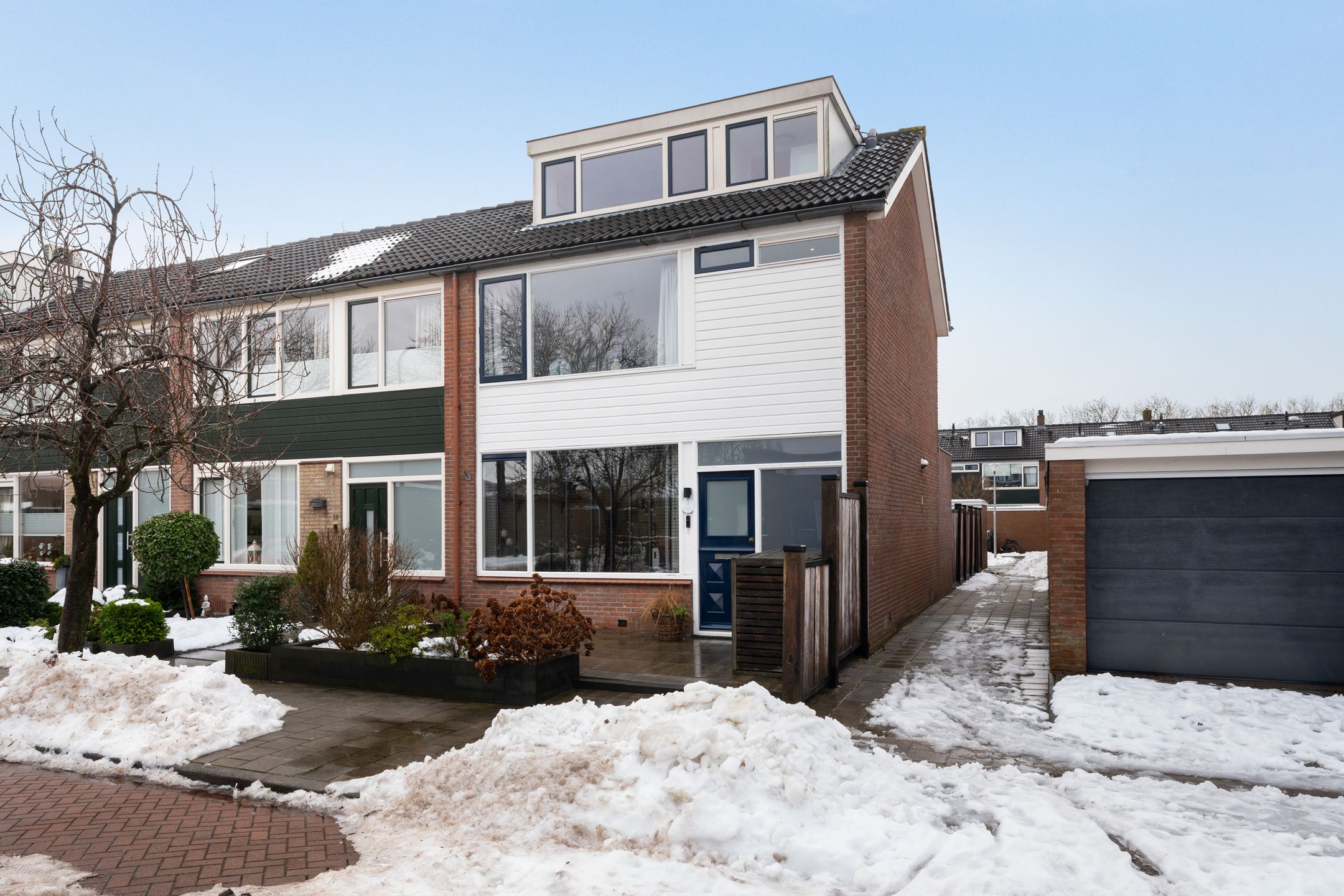 Buying a house in The Netherlands., Julianalaan 21