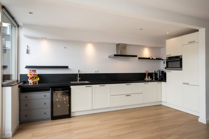 Photo 4 of Julianalaan 21