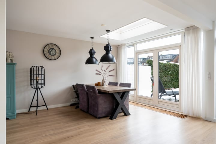 Foto 10 van Julianalaan 21