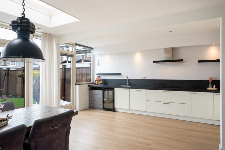 Foto 13 van Julianalaan 21