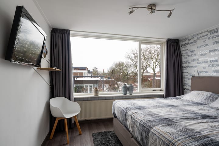 Foto 21 van Julianalaan 21