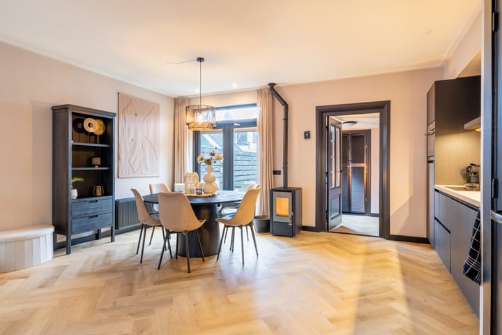 Foto 5 van Emmastraat 39