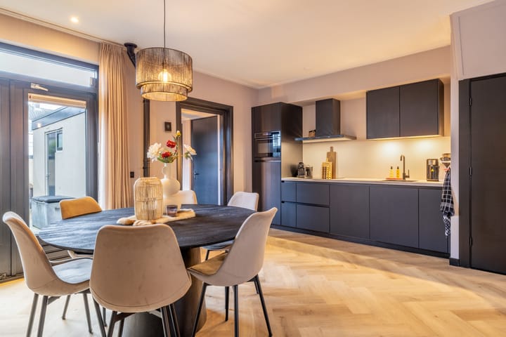 Foto 11 van Emmastraat 39