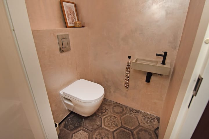 Photo 8 of Anna Ruyschstraat 27