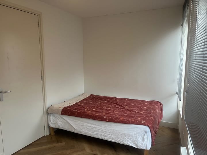 Foto 7 van Utrechtsedwarsstraat 74