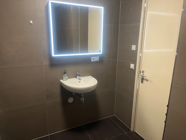 Foto 12 van Utrechtsedwarsstraat 74