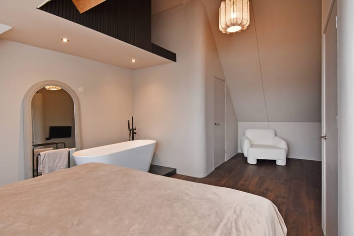 Photo 32 of Anna Ruyschstraat 27