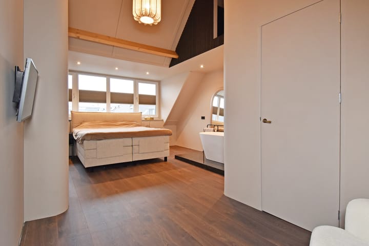 Photo 34 of Anna Ruyschstraat 27