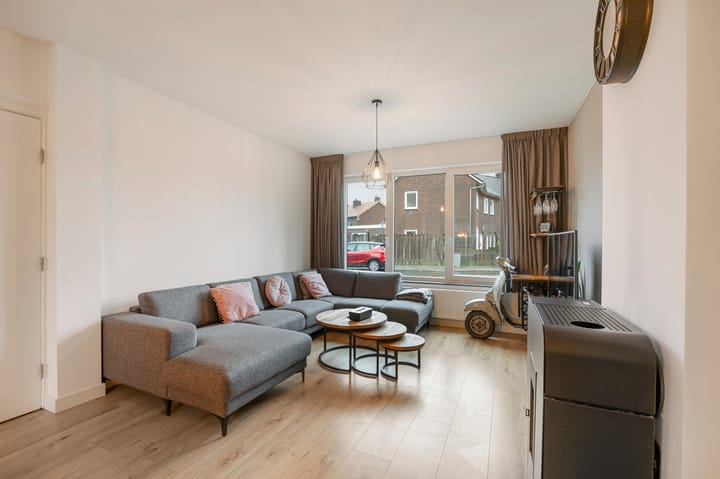 Foto 9 van Marialaan 5