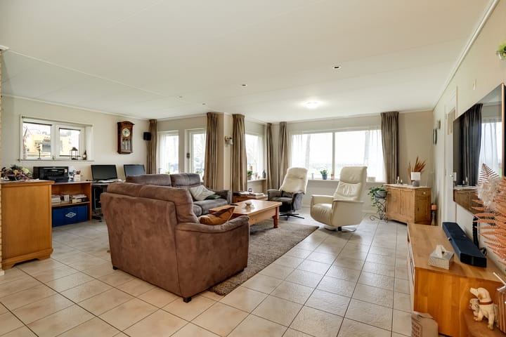 Foto 7 van Tuinstraat 6