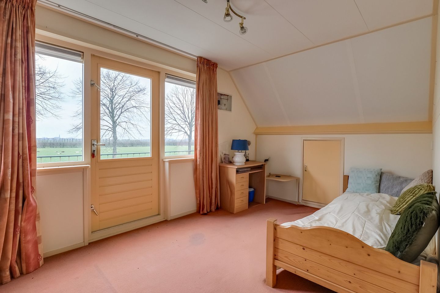 Foto 25 van Tuinstraat 6