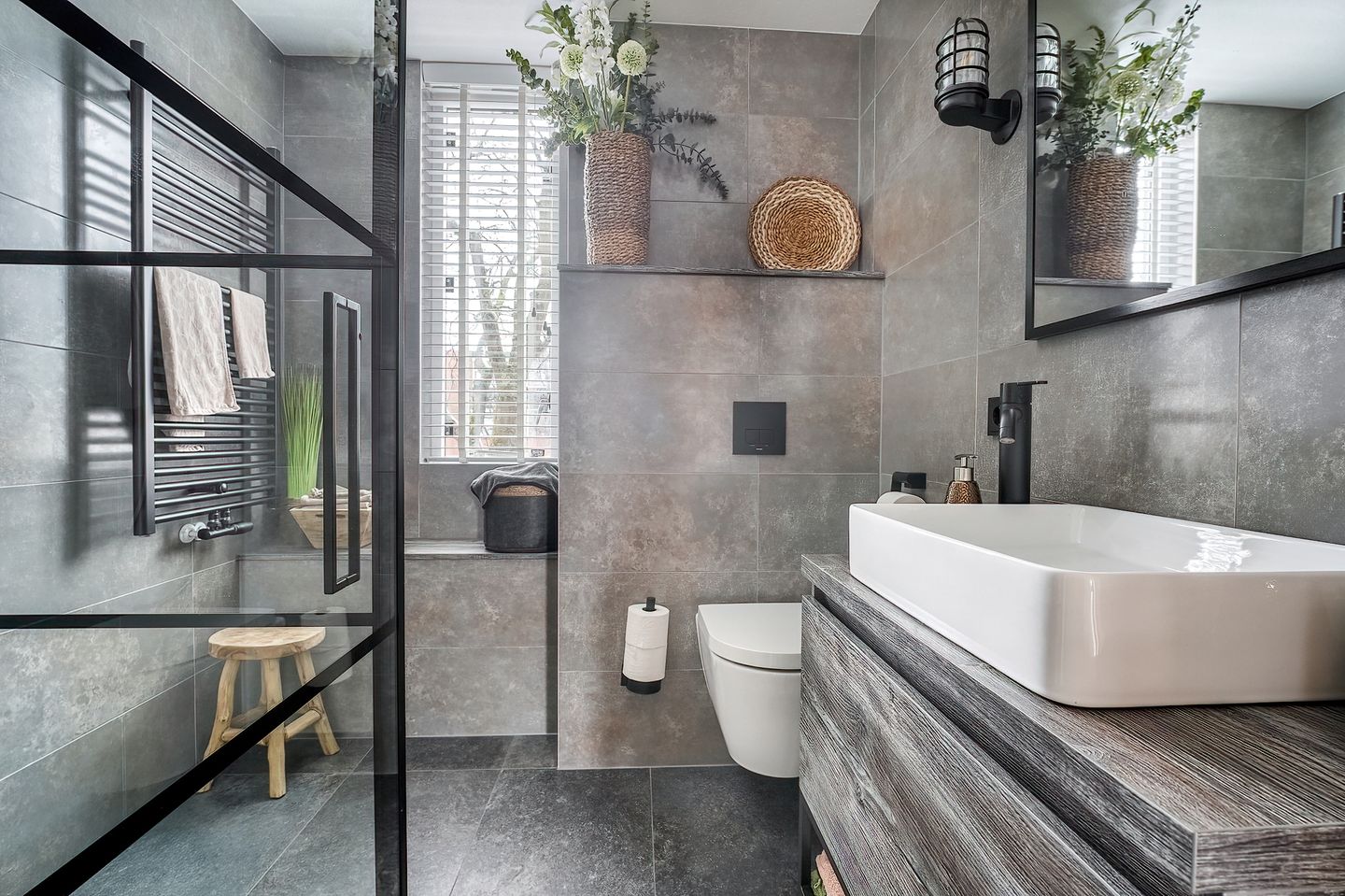 Foto 25 van Schorpioen 8