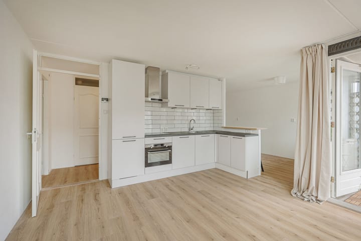 Photo 8 of Eerste Van Swindenstraat 177