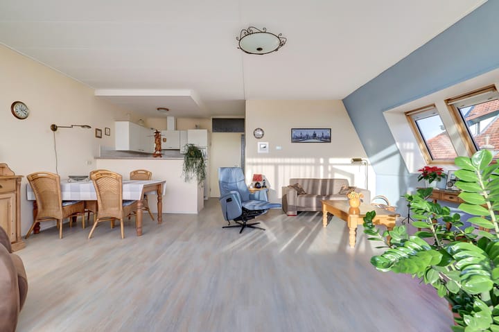 Foto 24 van Stationsstraat 17-C