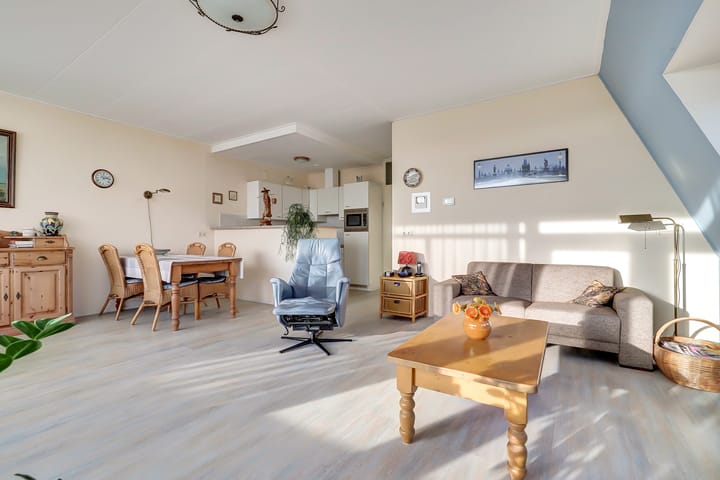 Foto 25 van Stationsstraat 17-C