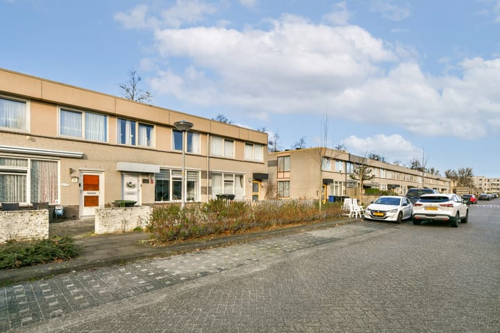 Foto 2 van Rachmaninovstraat 35