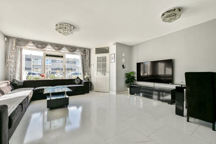 Photo 7 of Rachmaninovstraat 35