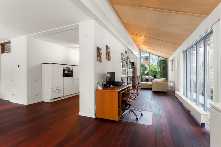 Photo 15 of Uithof 8