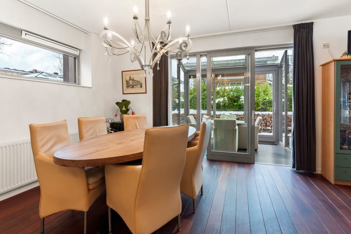 Photo 18 of Uithof 8