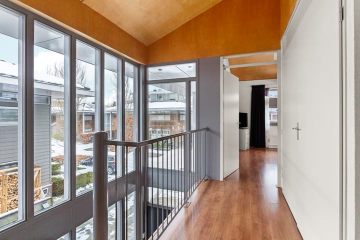 Photo 22 of Uithof 8