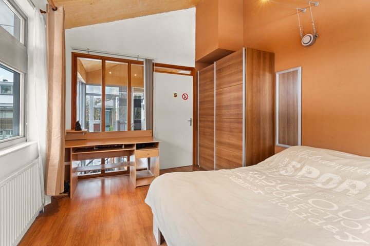 Photo 30 of Uithof 8